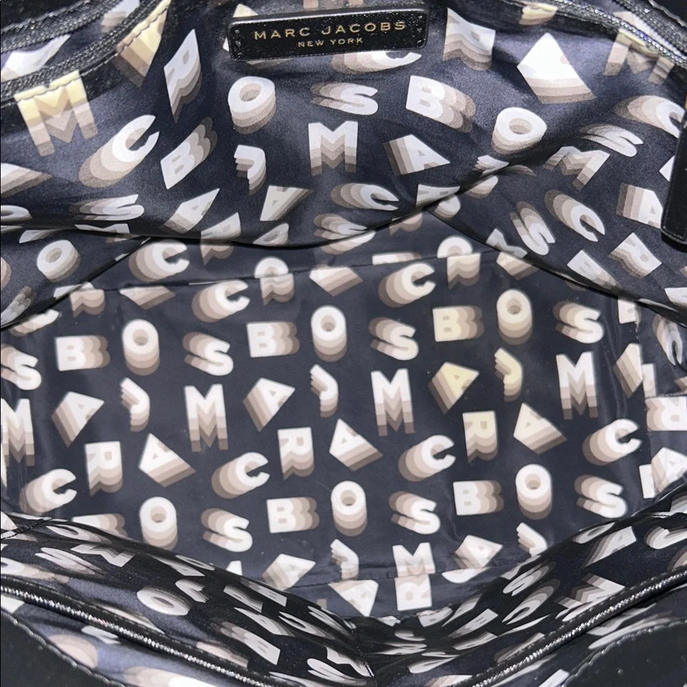 Marc Jacobs Black Graphic Tote - Picture 5 of 12